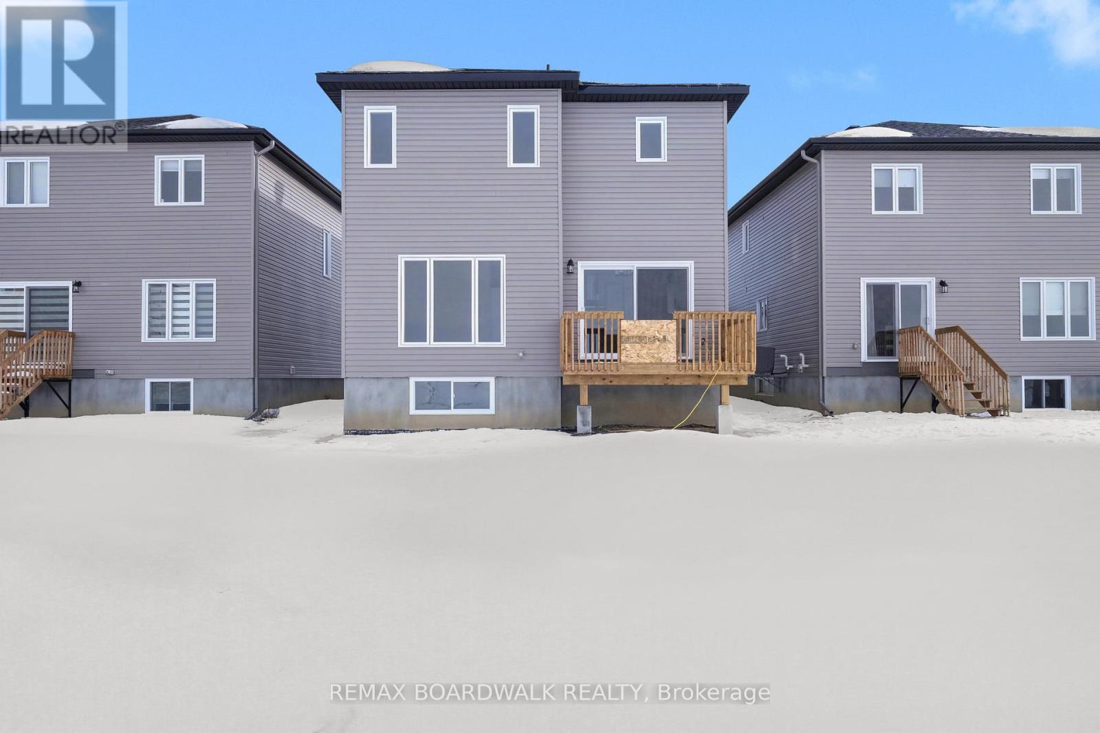 1213 Montblanc Crescent