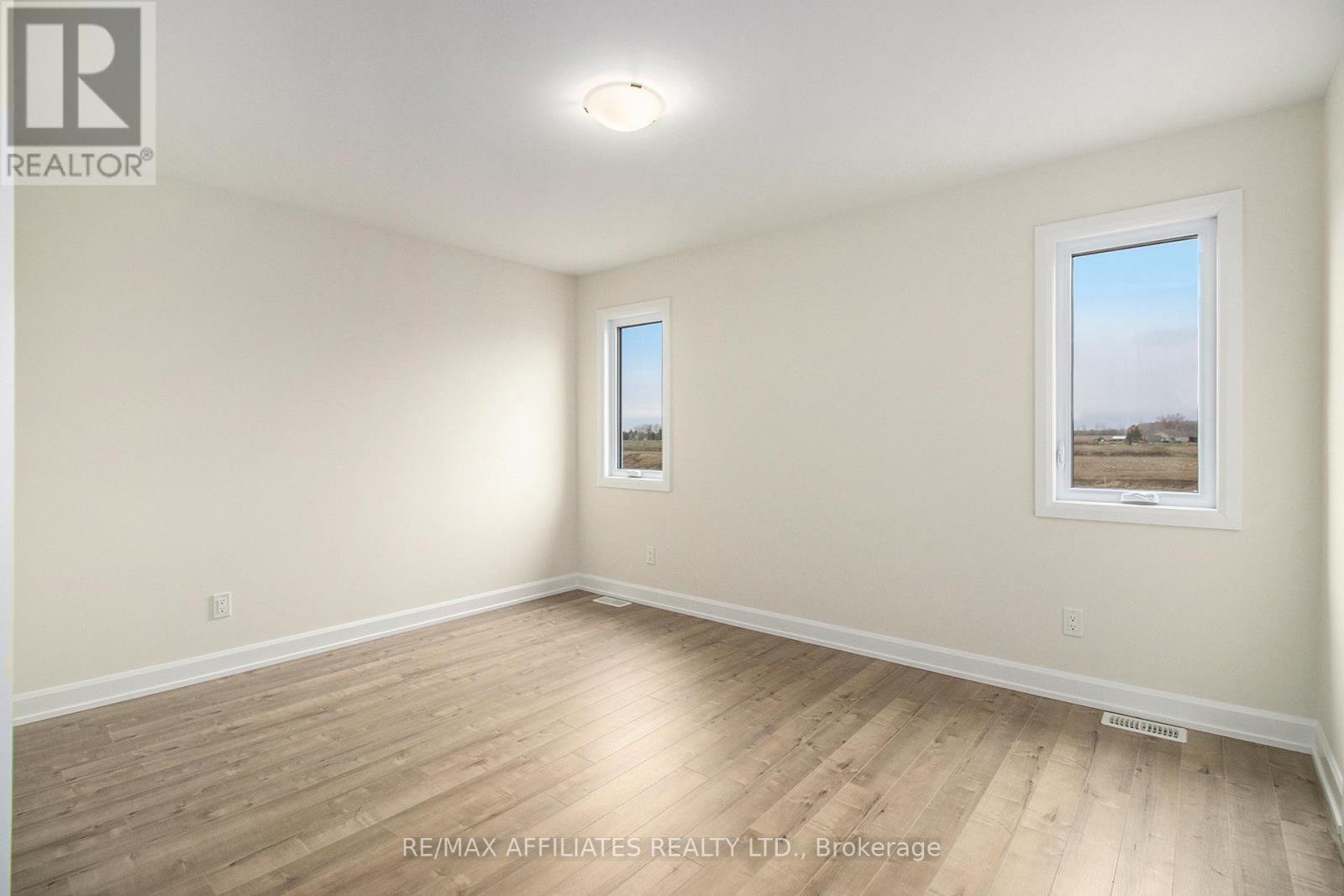 1213 Montblanc Crescent