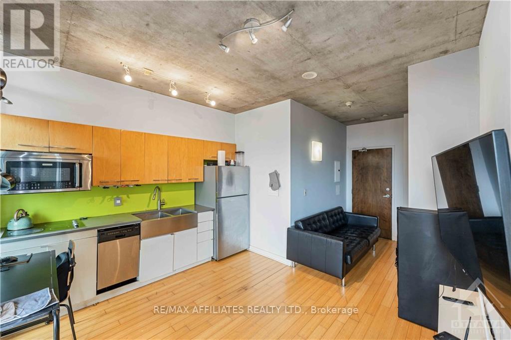 505 - 383 Cumberland Street