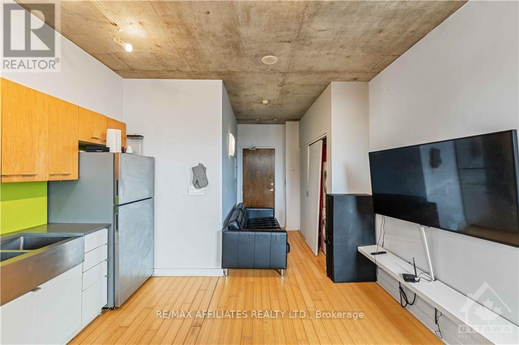 505 - 383 Cumberland Street