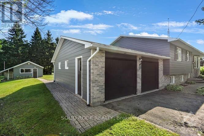 2597 North Campbell Road