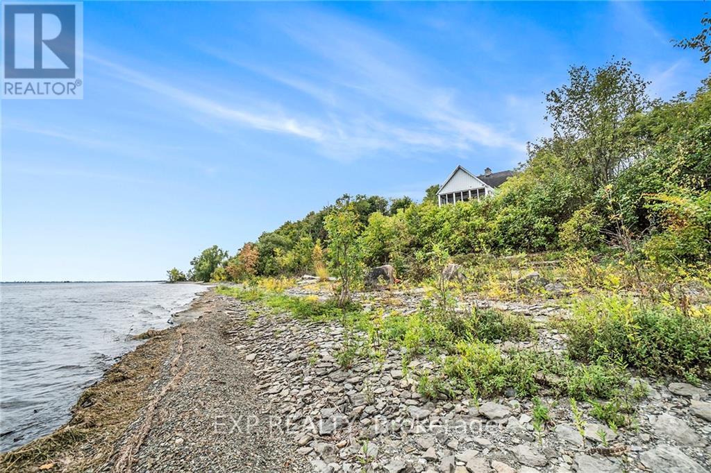 350 Berry Side Road