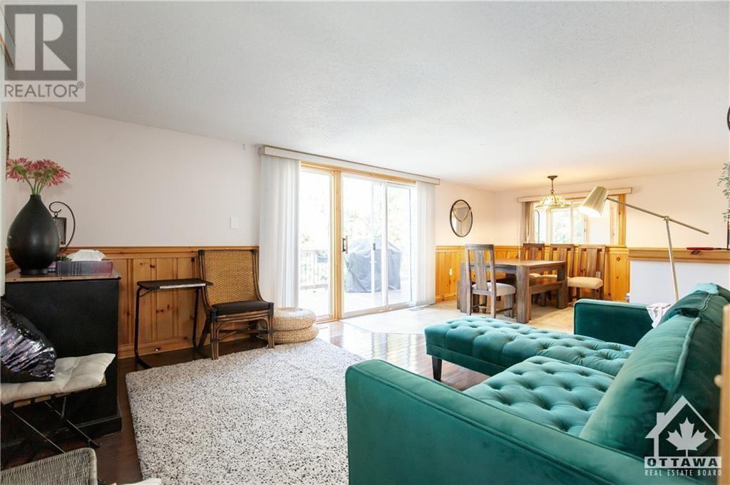 64 Rossel Trail