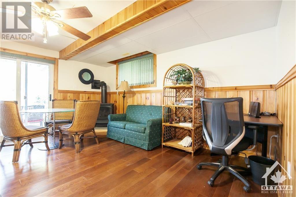 64 Rossel Trail