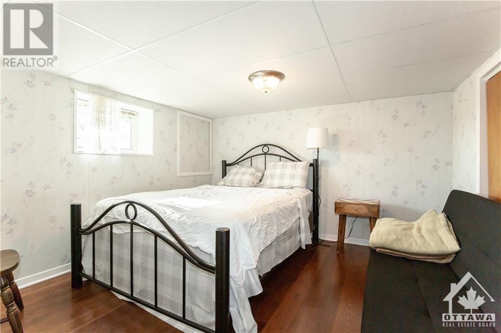 64 Rossel Trail