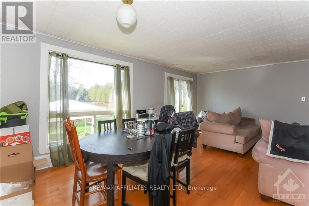 1860 Greys Creek Road