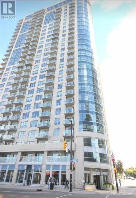 2802 - 242 Rideau Street