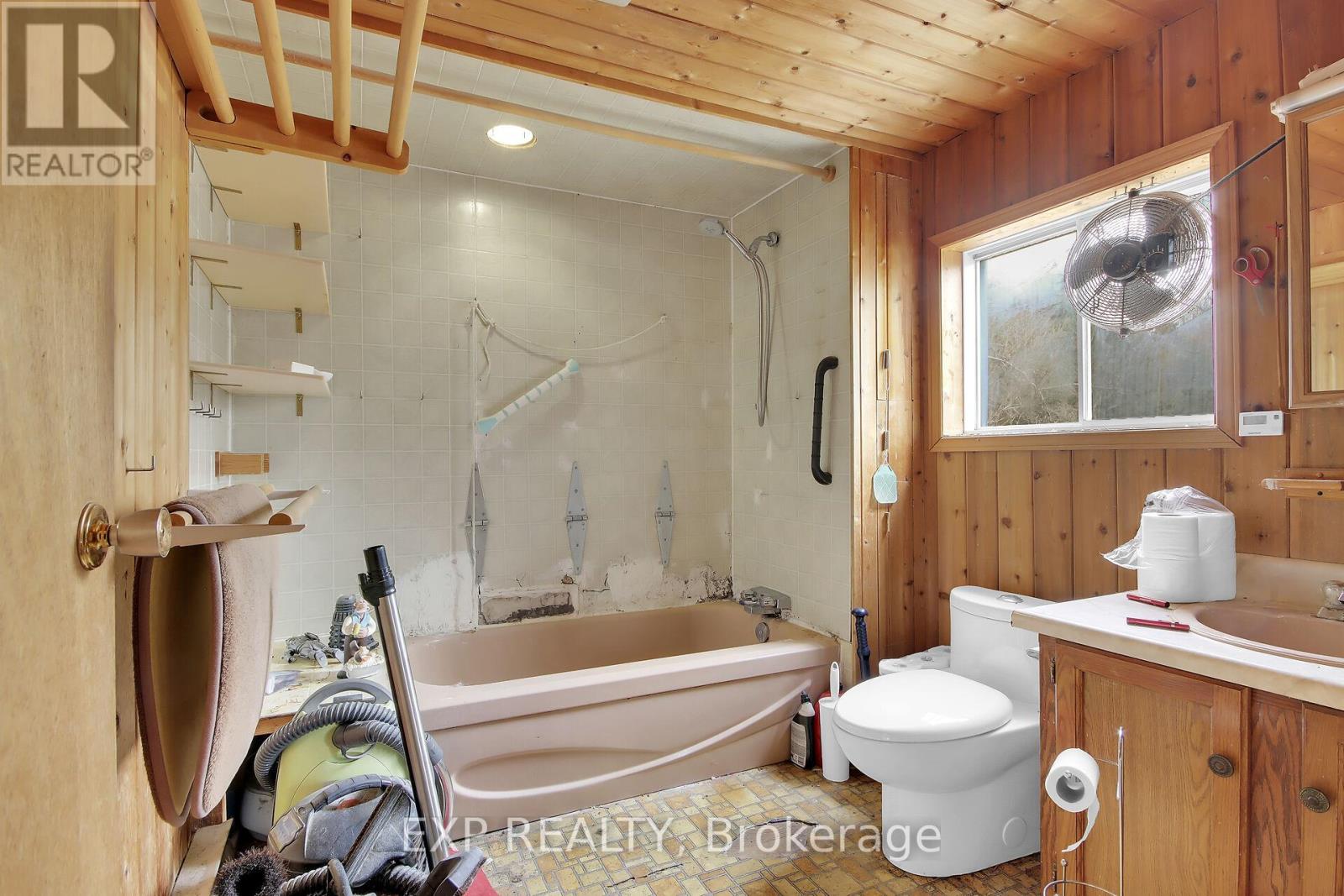 370 Darling, Concession 10 Road