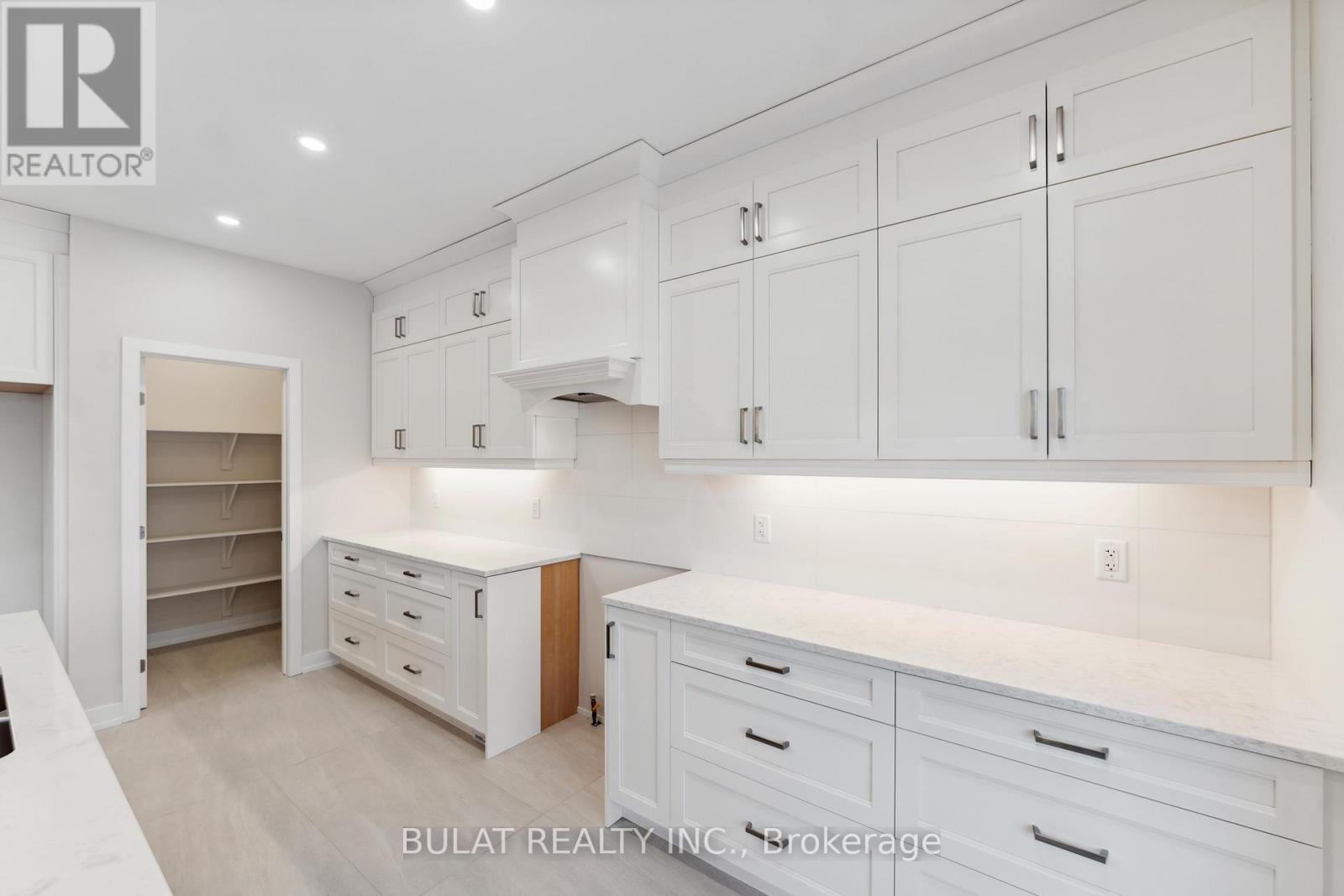 1359 Kitchener Avenue