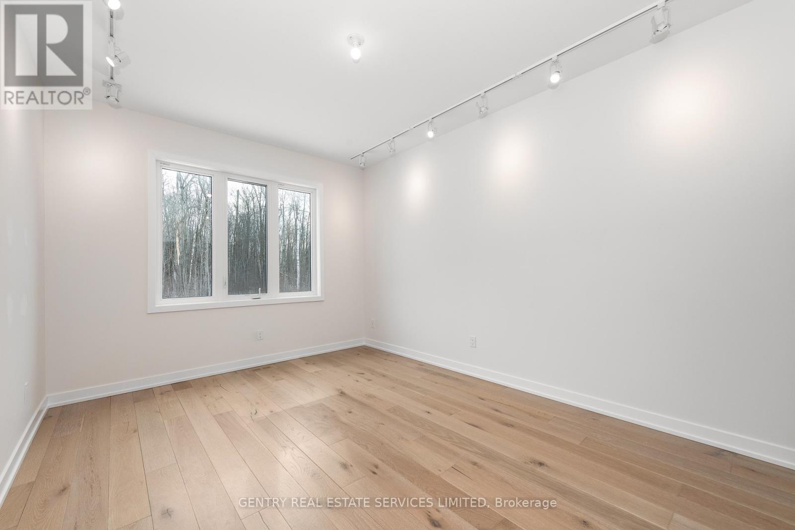 6368 Renaud Road