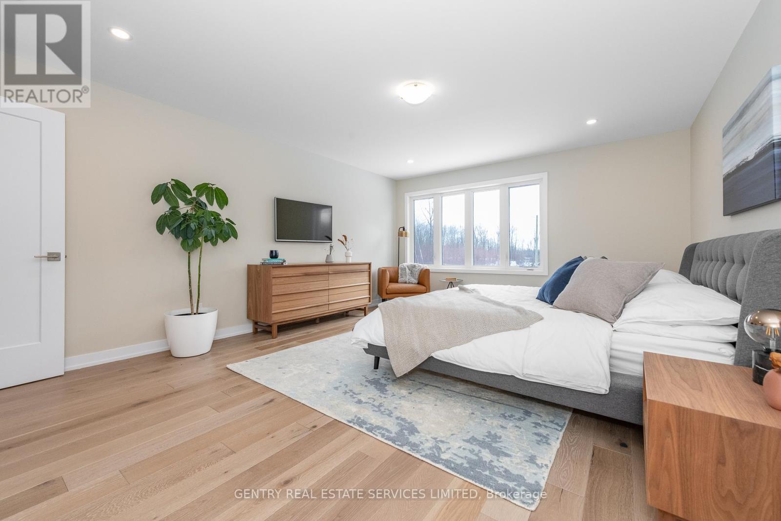6368 Renaud Road