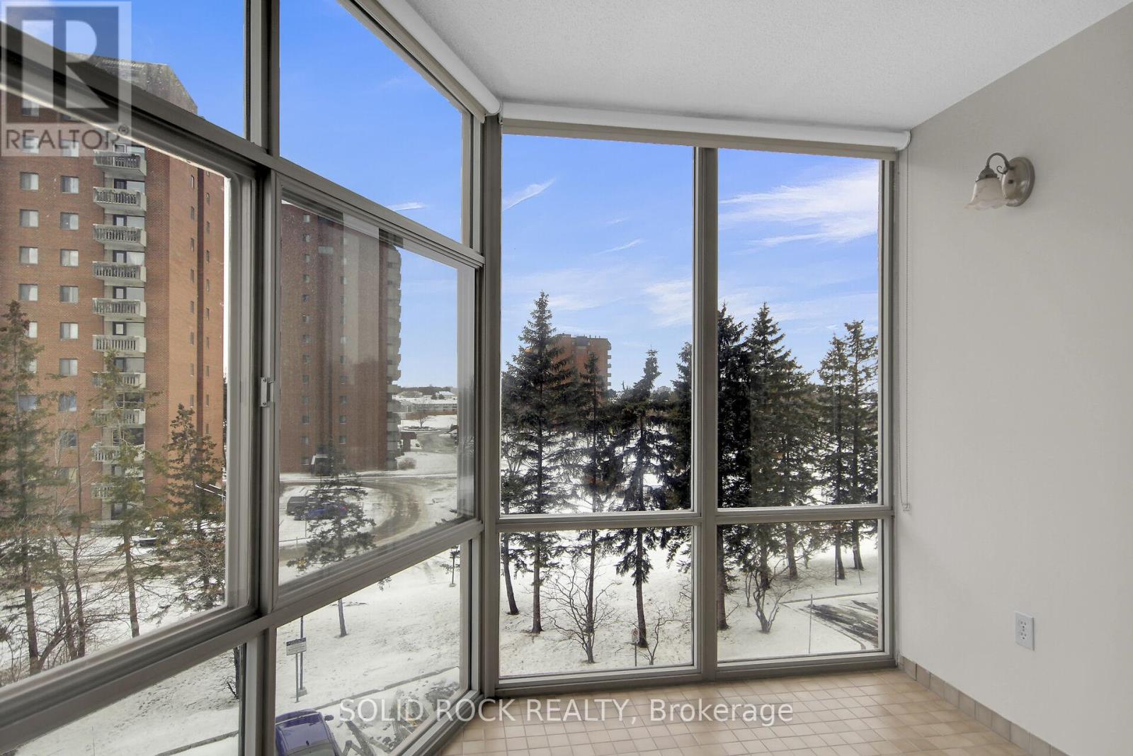 404 - 2759 Carousel Crescent