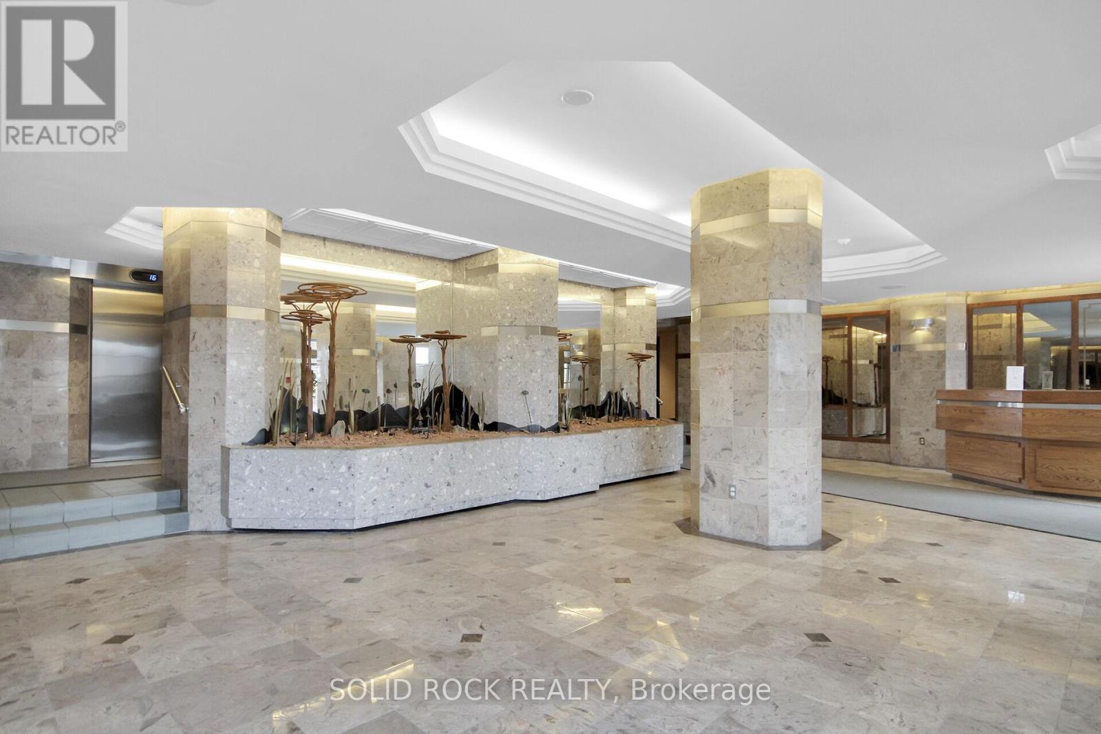 404 - 2759 Carousel Crescent