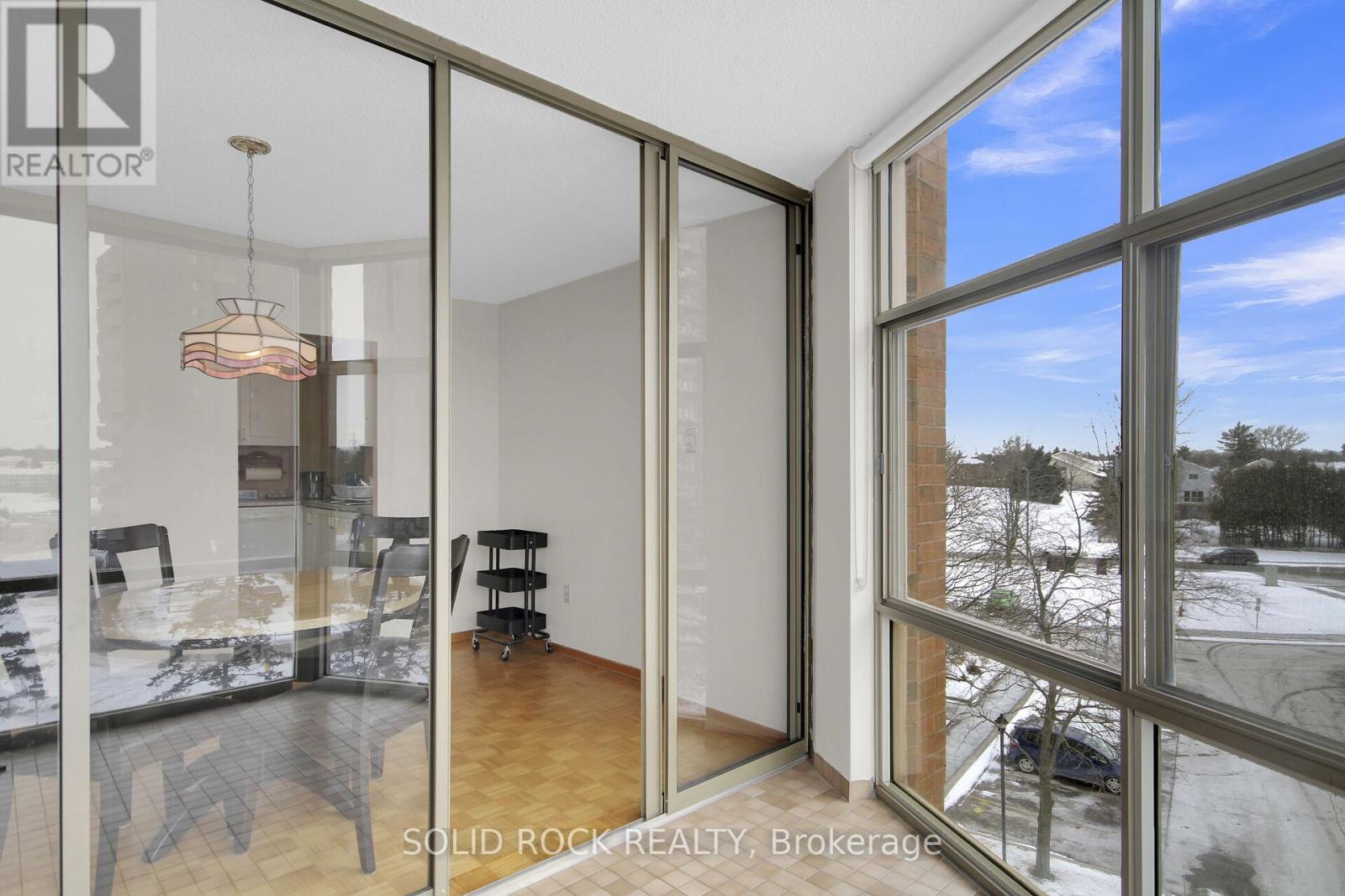 404 - 2759 Carousel Crescent