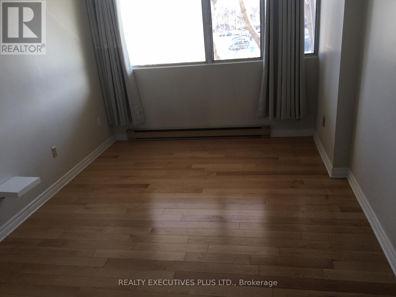 403 - 530 Laurier Avenue W