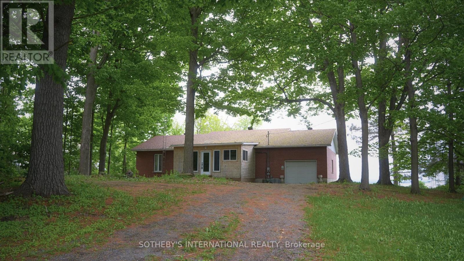 20820 South Service Road