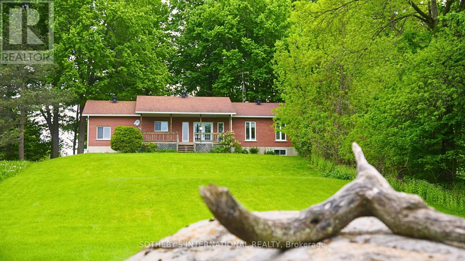 20820 South Service Road