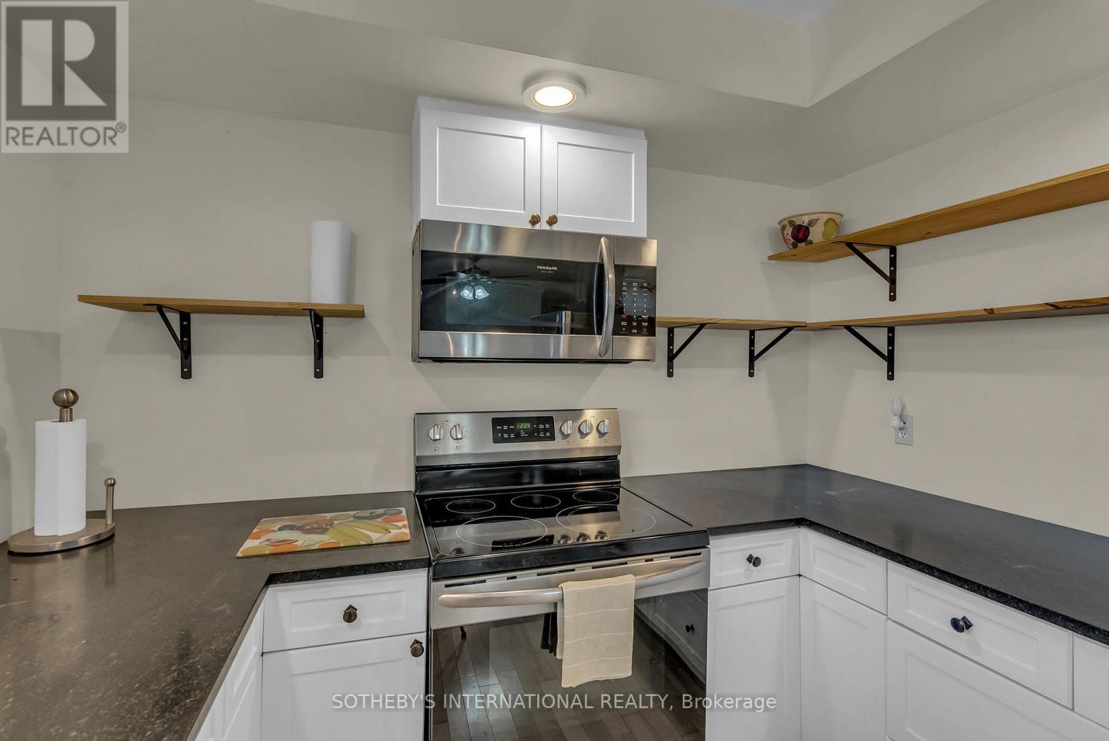 20820 South Service Road