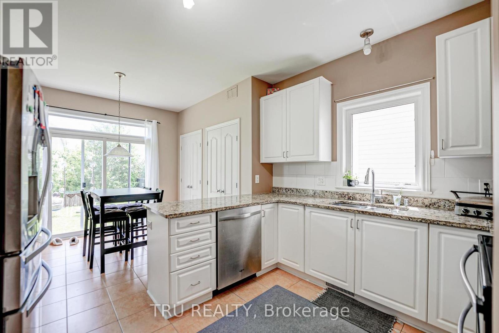 536 Golden Sedge Way