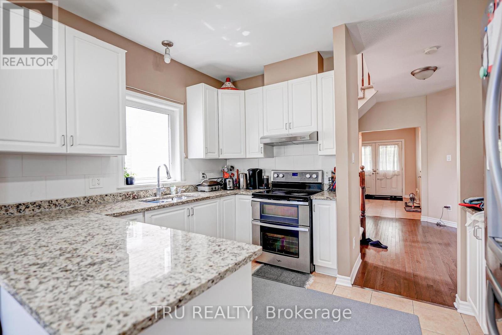 536 Golden Sedge Way