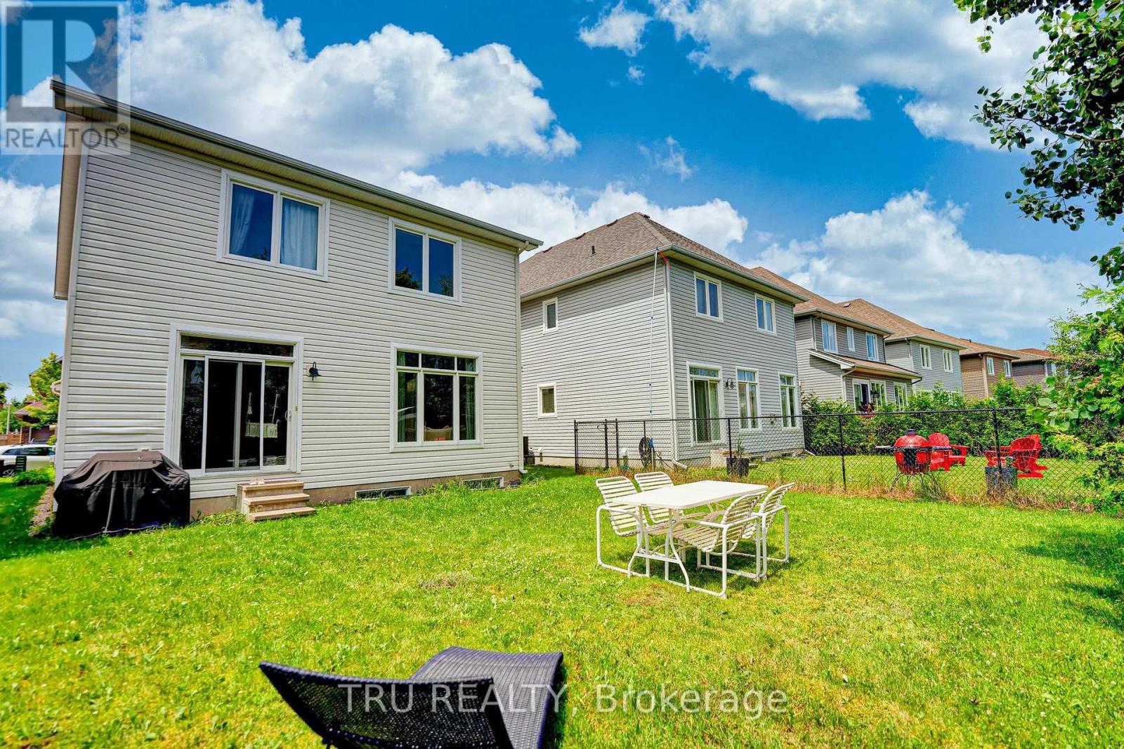 536 Golden Sedge Way