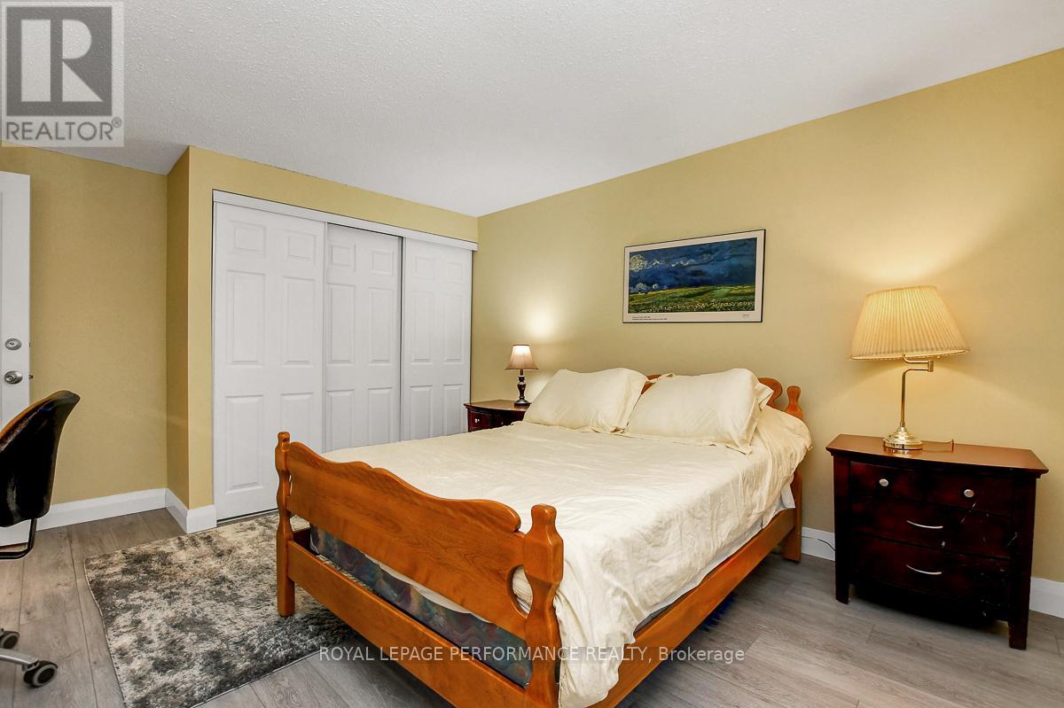 1318 Greenbank Road