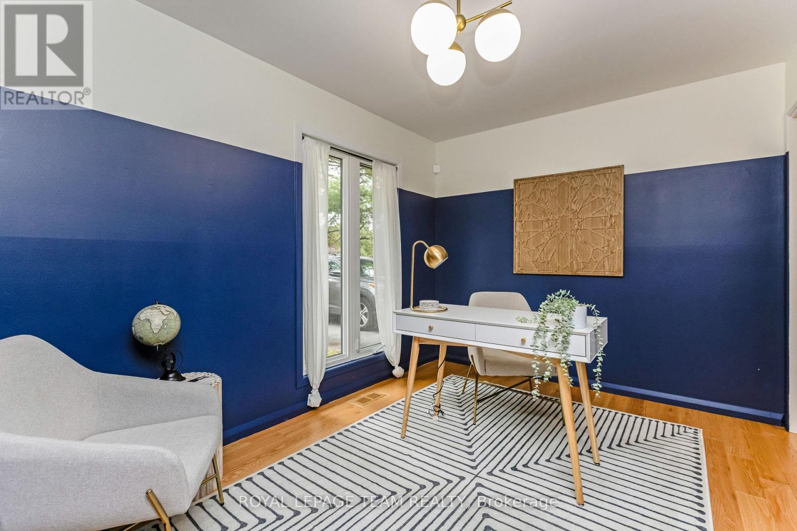 12 Pellan Crescent