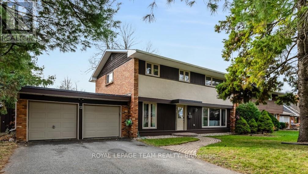 12 Pellan Crescent
