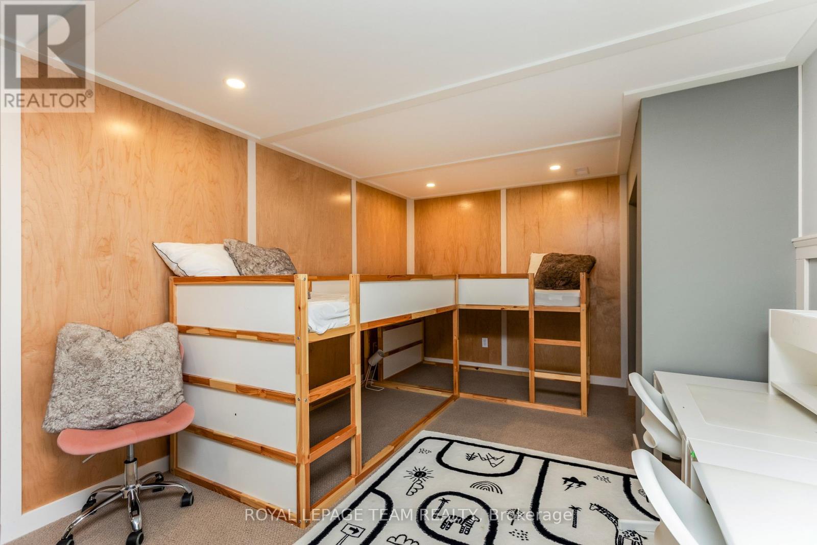 12 Pellan Crescent
