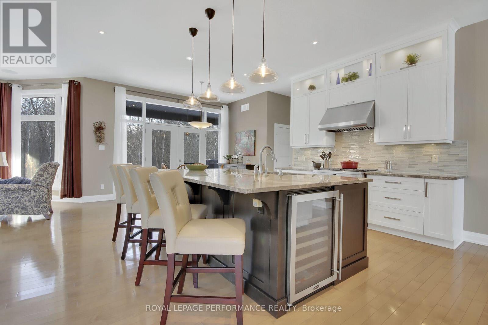 7412 Blue Water Crescent
