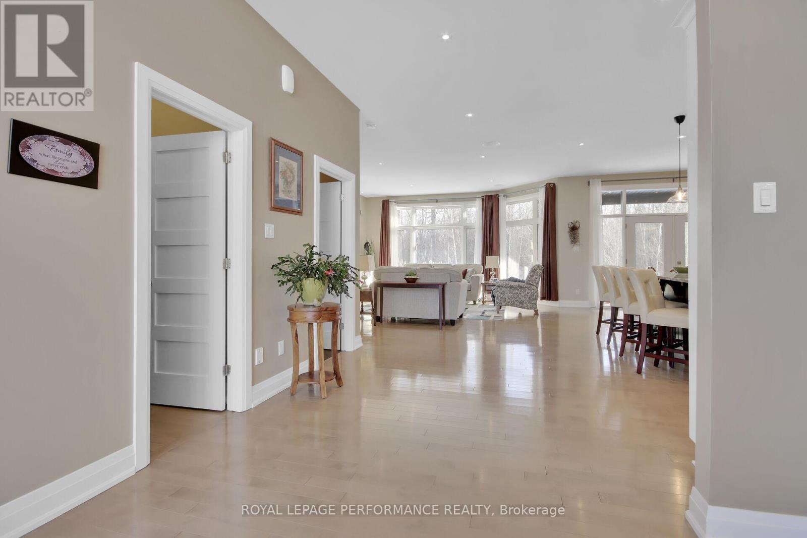 7412 Blue Water Crescent