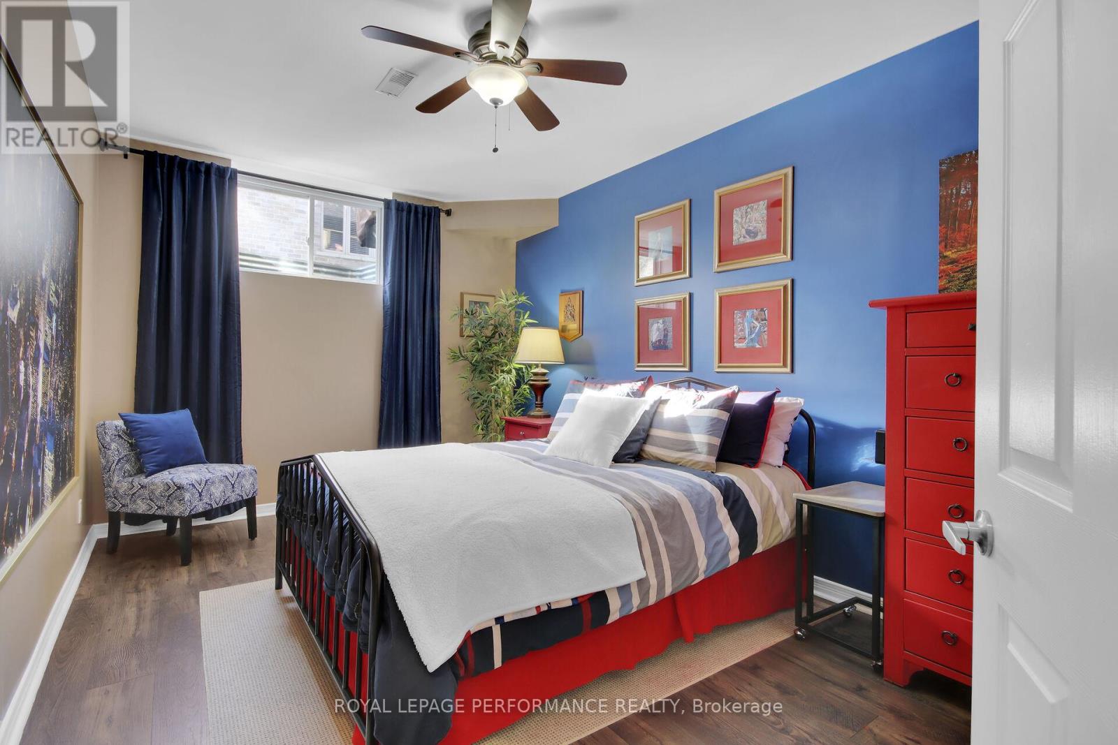 7412 Blue Water Crescent