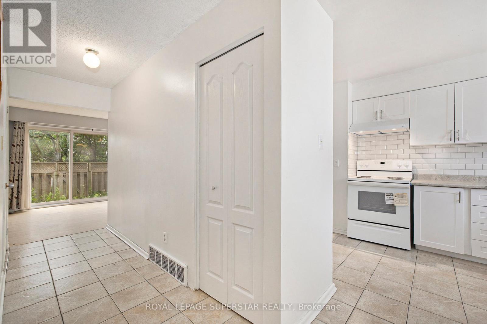 25 - 427 Moodie Drive