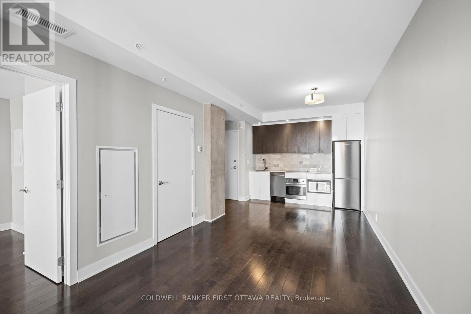 1605 - 20 Daly Avenue
