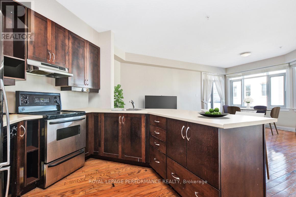 B204 - 124 Guigues Avenue