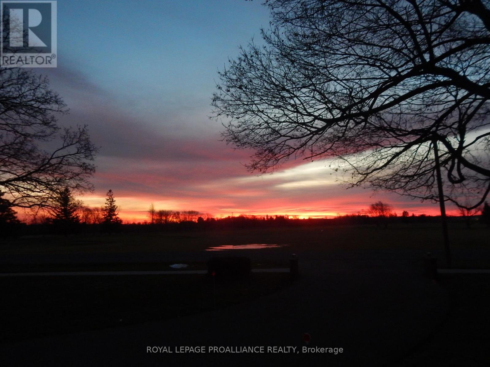 26 Lakeview Drive