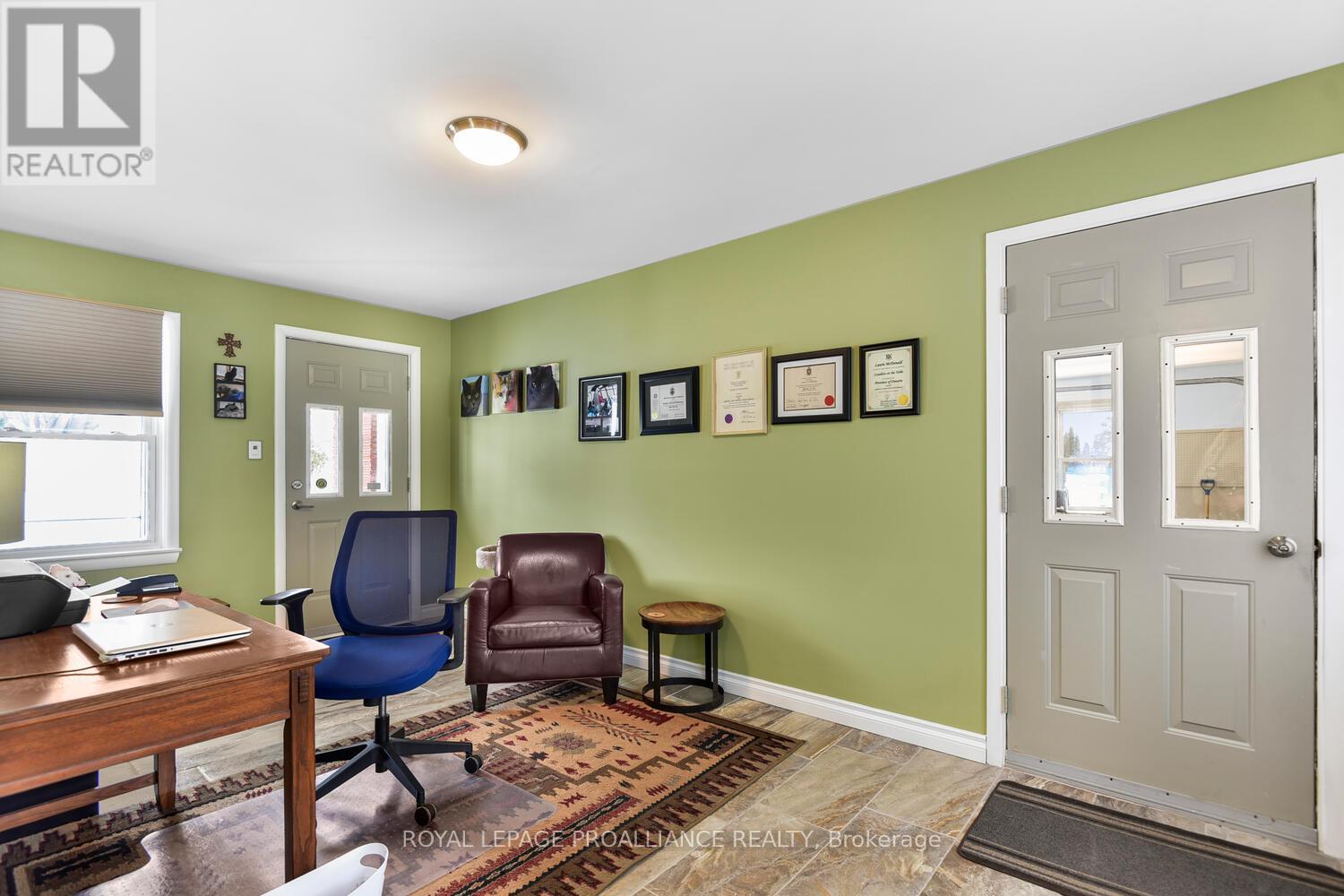 26 Lakeview Drive