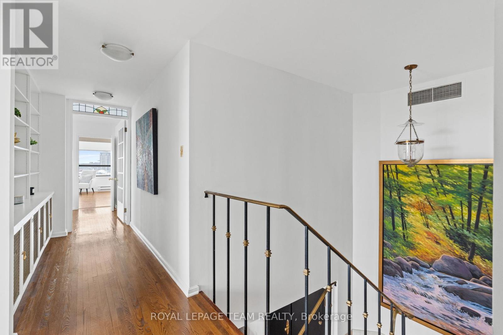 1201 - 40 Boteler Street