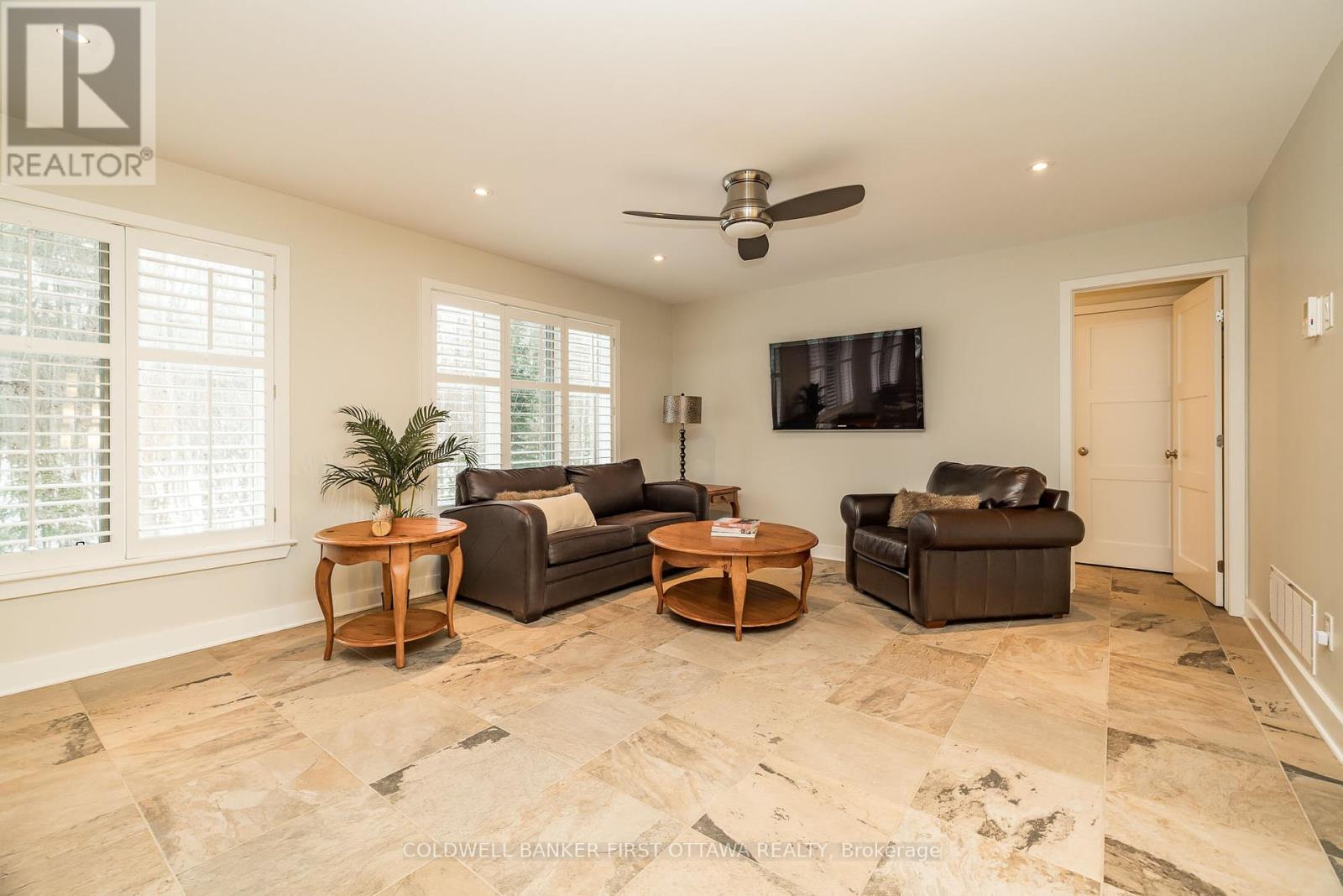 125 & 126 Munro Lane