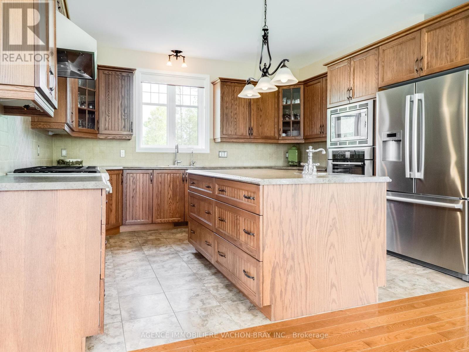 18668 Concession 2 Road