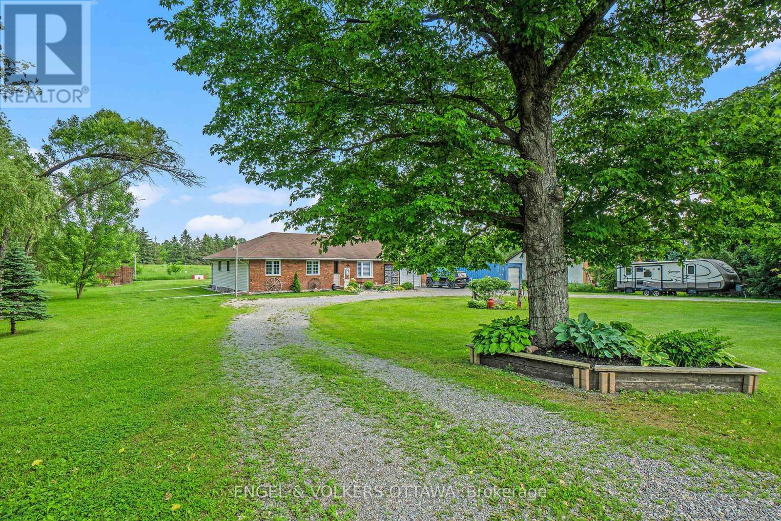 741 Drummond Con 12c Road