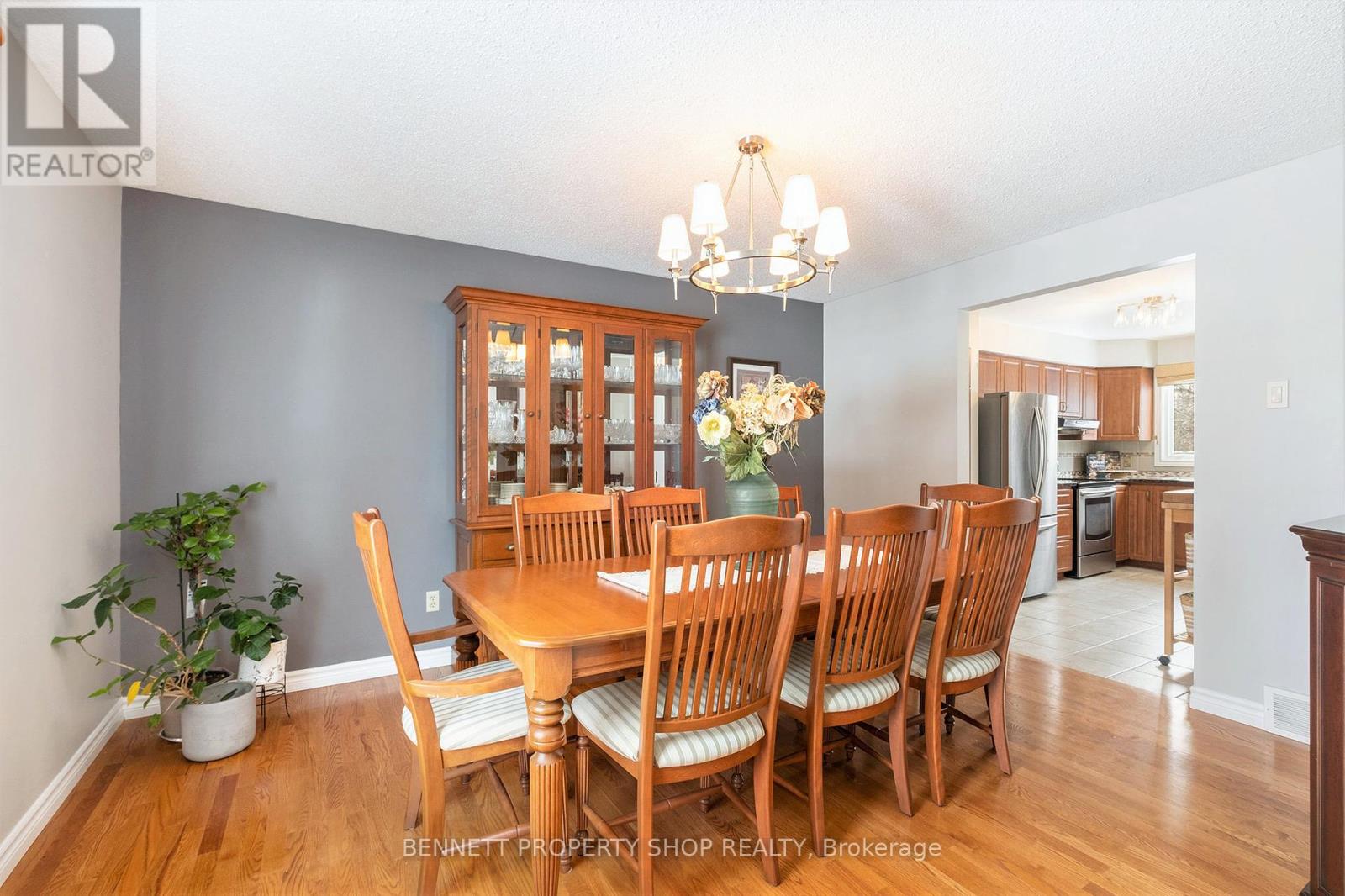 3351 Chilliwack Way