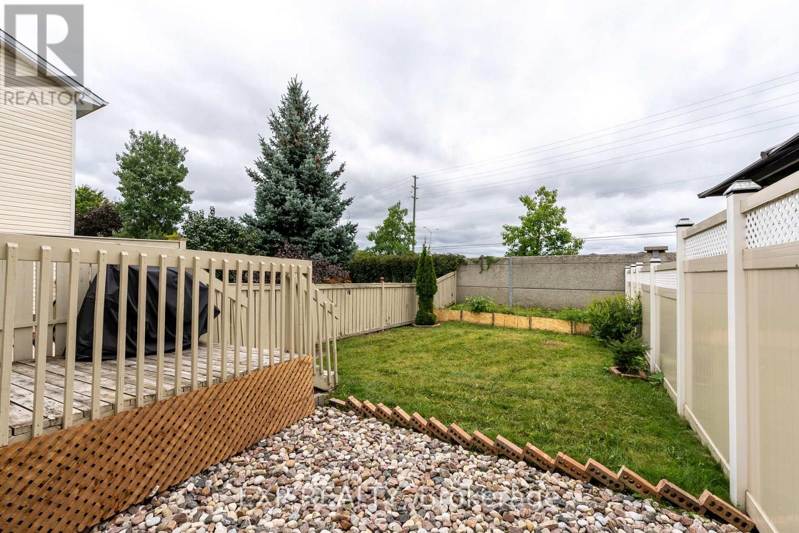 1479 Lynx Crescent