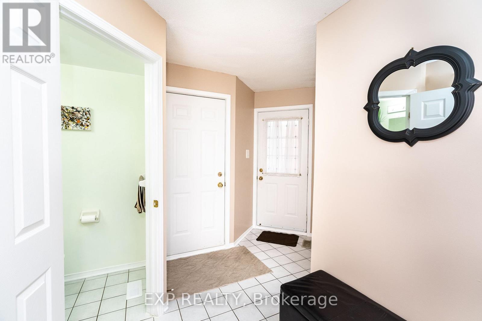 1479 Lynx Crescent