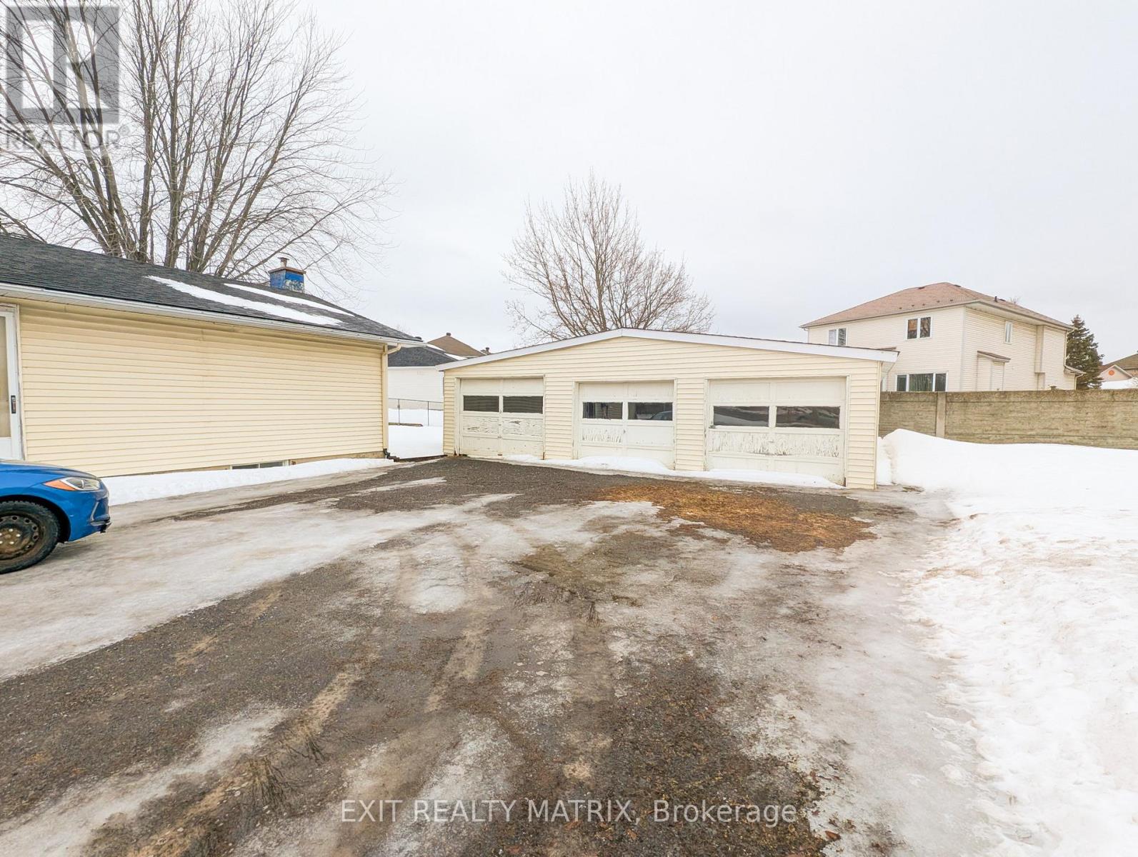 1632 Trim Road