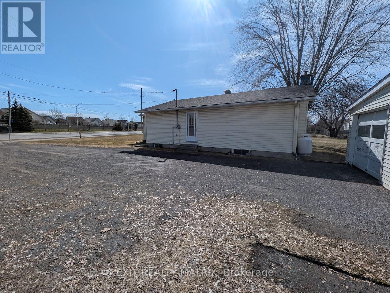 1632 Trim Road