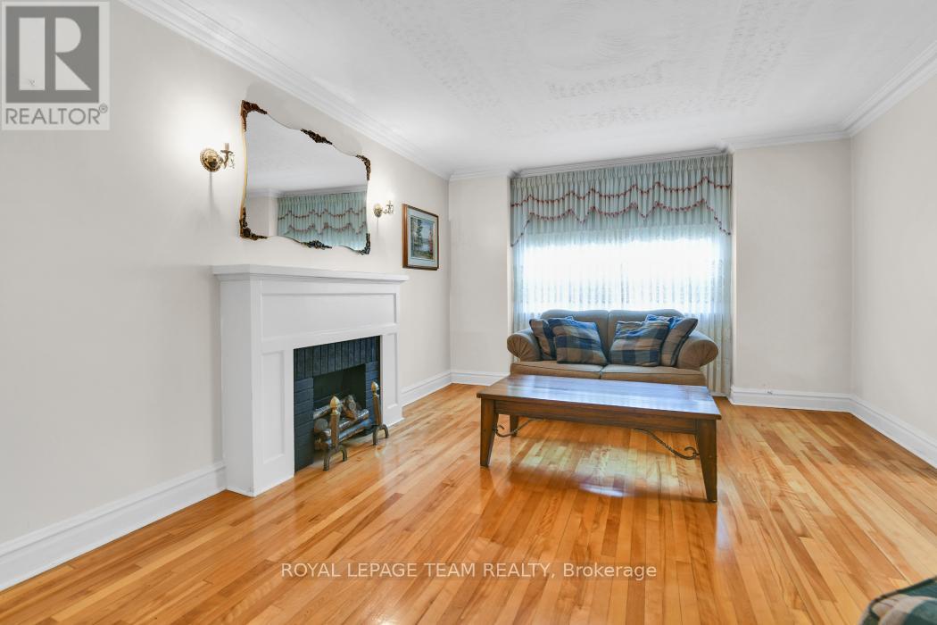 128 & 130 Bayswater Avenue
