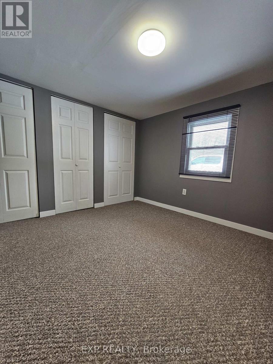 1529 Myers Point