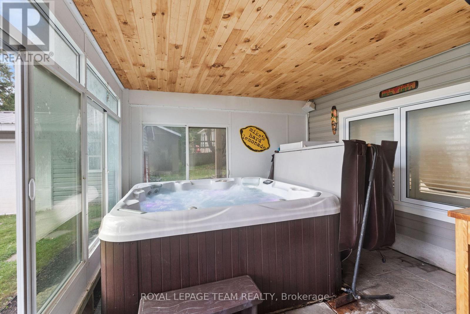 330 Gardiner Shore Road