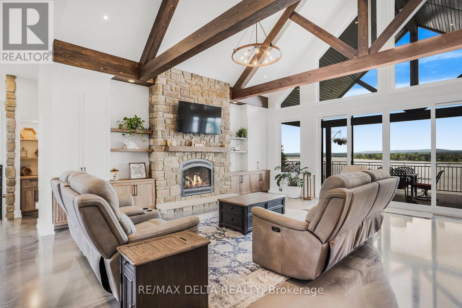 3815 Old Highway 17 Road